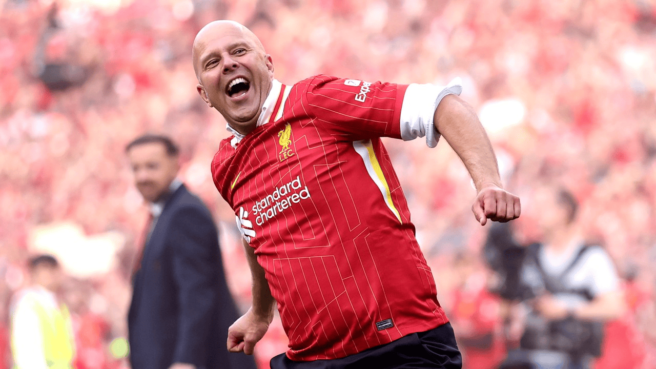 包含赛地聚焦：NBA常规赛今夜热度飙升；利物浦官宣签约；媒体盛赞；赛程密集仍需轮换的词条